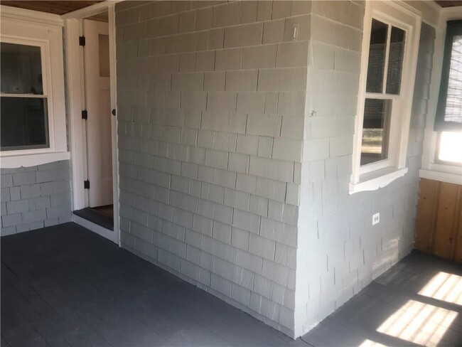 Building Photo - 152 Armistice Blvd