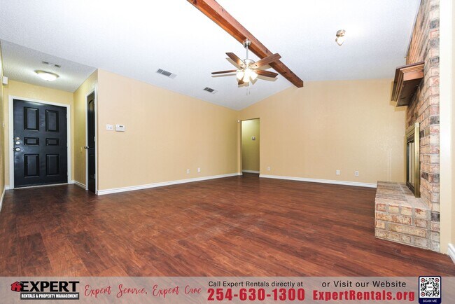 Building Photo - 1604 Edgefield St