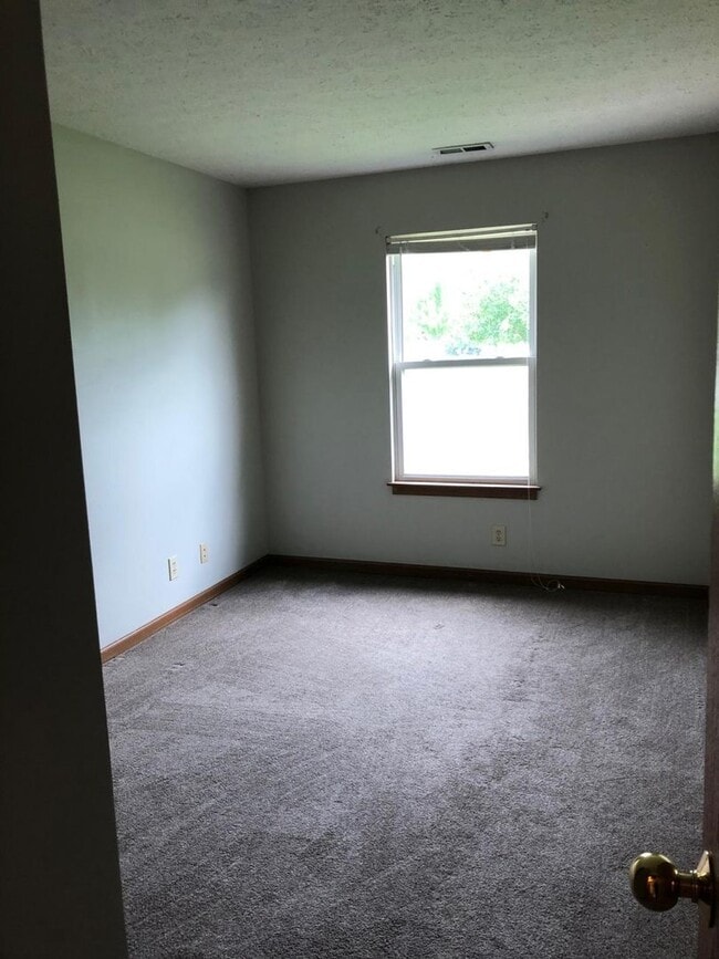 Building Photo - 2110 Fincastle Way