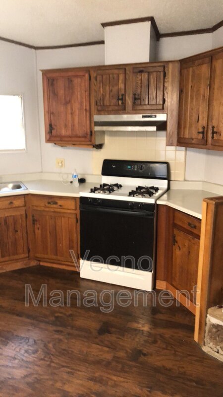 Building Photo - 201 S Preston Rd