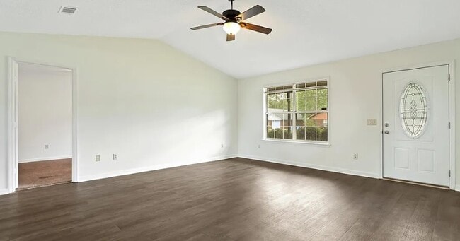 Building Photo - 1104 Tomahawk Trail