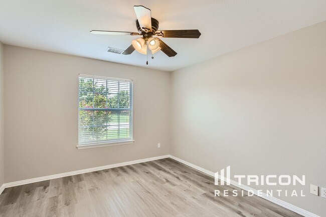 Building Photo - 300 Northstar Dr