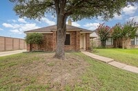 Building Photo - 1521 Wheatfield Ct