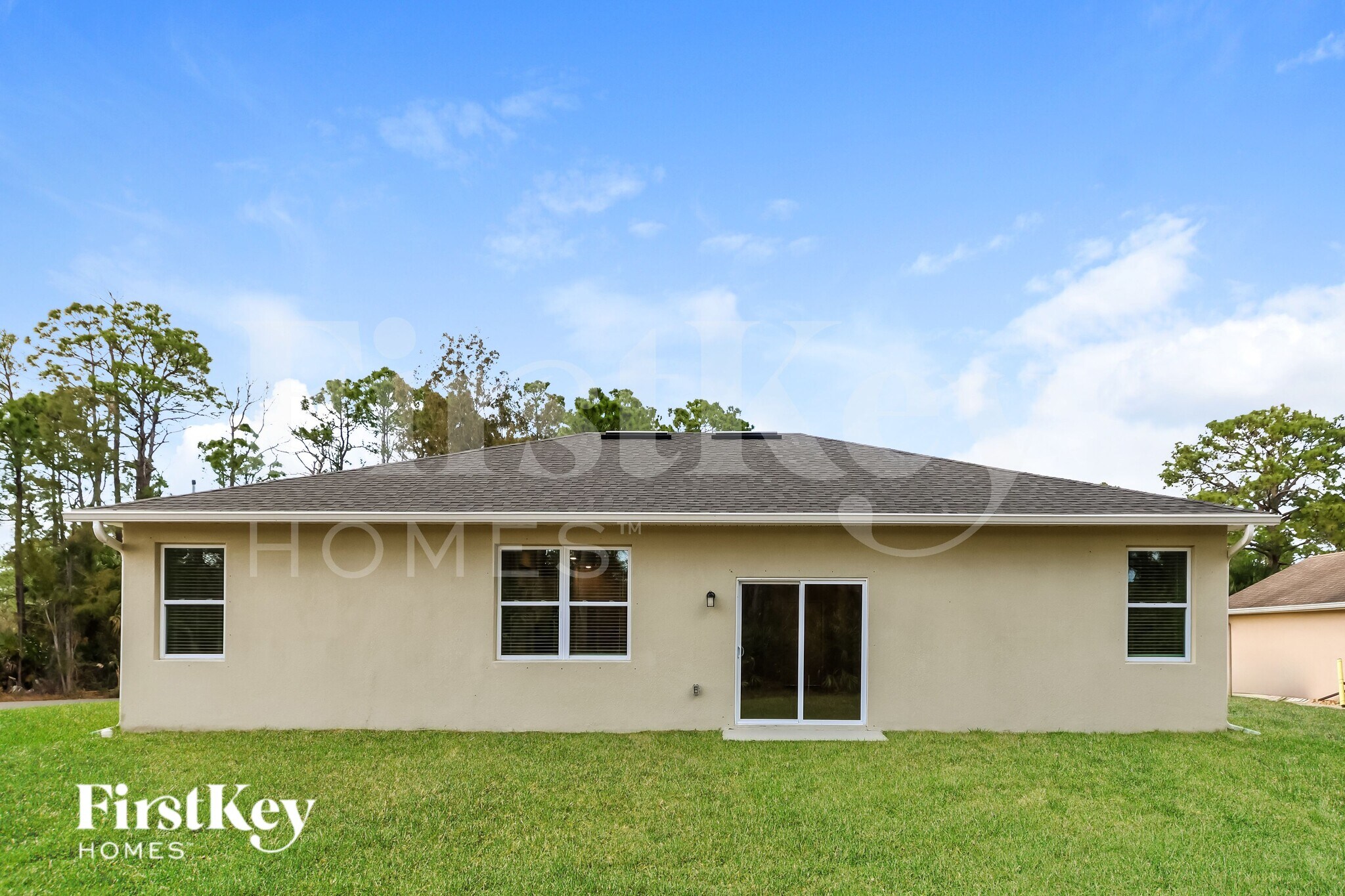 Building Photo - 486 Harrisburg St SW