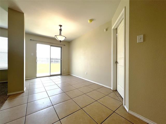 Building Photo - 8813 Chisholm Trail