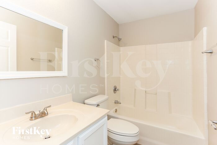 Building Photo - 2683 Cobblestone Forest Cir E