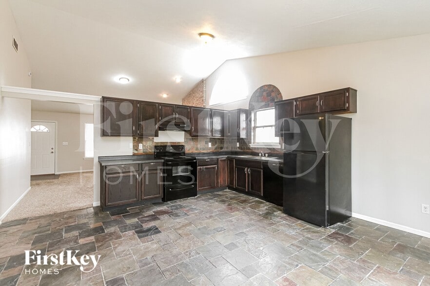 Building Photo - 5139 Seerley Creek Rd