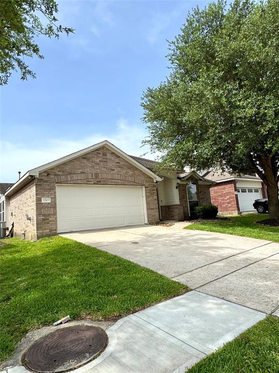 Primary Photo - 12103 Canyon Falls Dr