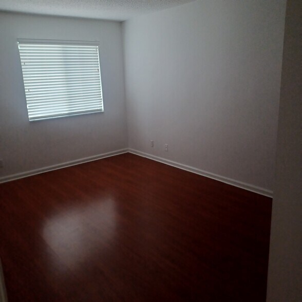 Building Photo - 6258 Adriatic Way