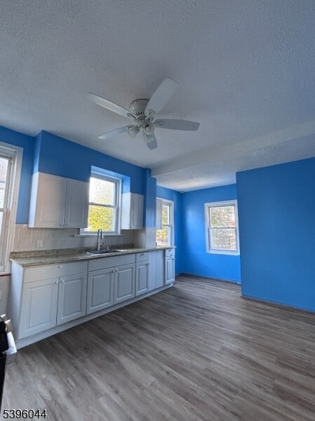 Building Photo - 260-262 Pacific St