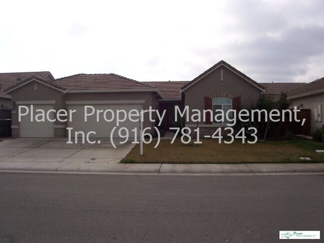 Available now. Beautiful 3 Bdrm+den, Gra... - Available now.   Beautiful 3 Bdrm+den, Gra...