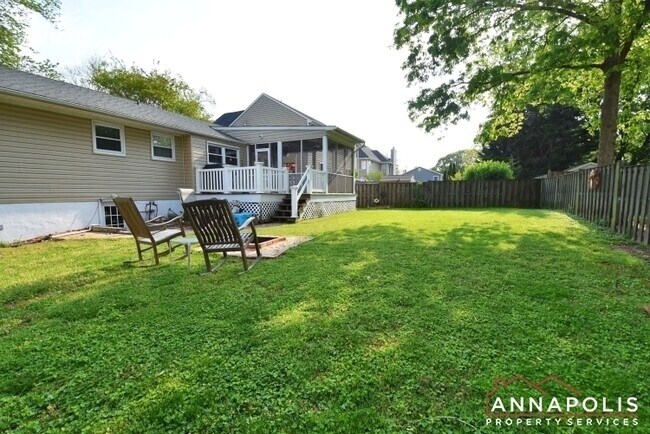 Building Photo - 957 Highpoint Dr