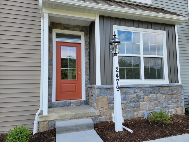 Building Photo - 2479 Artesian Way