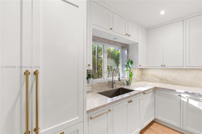 Building Photo - 600 San Lorenzo Ave