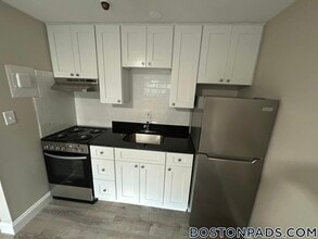 Building Photo - 799 Farm Rd