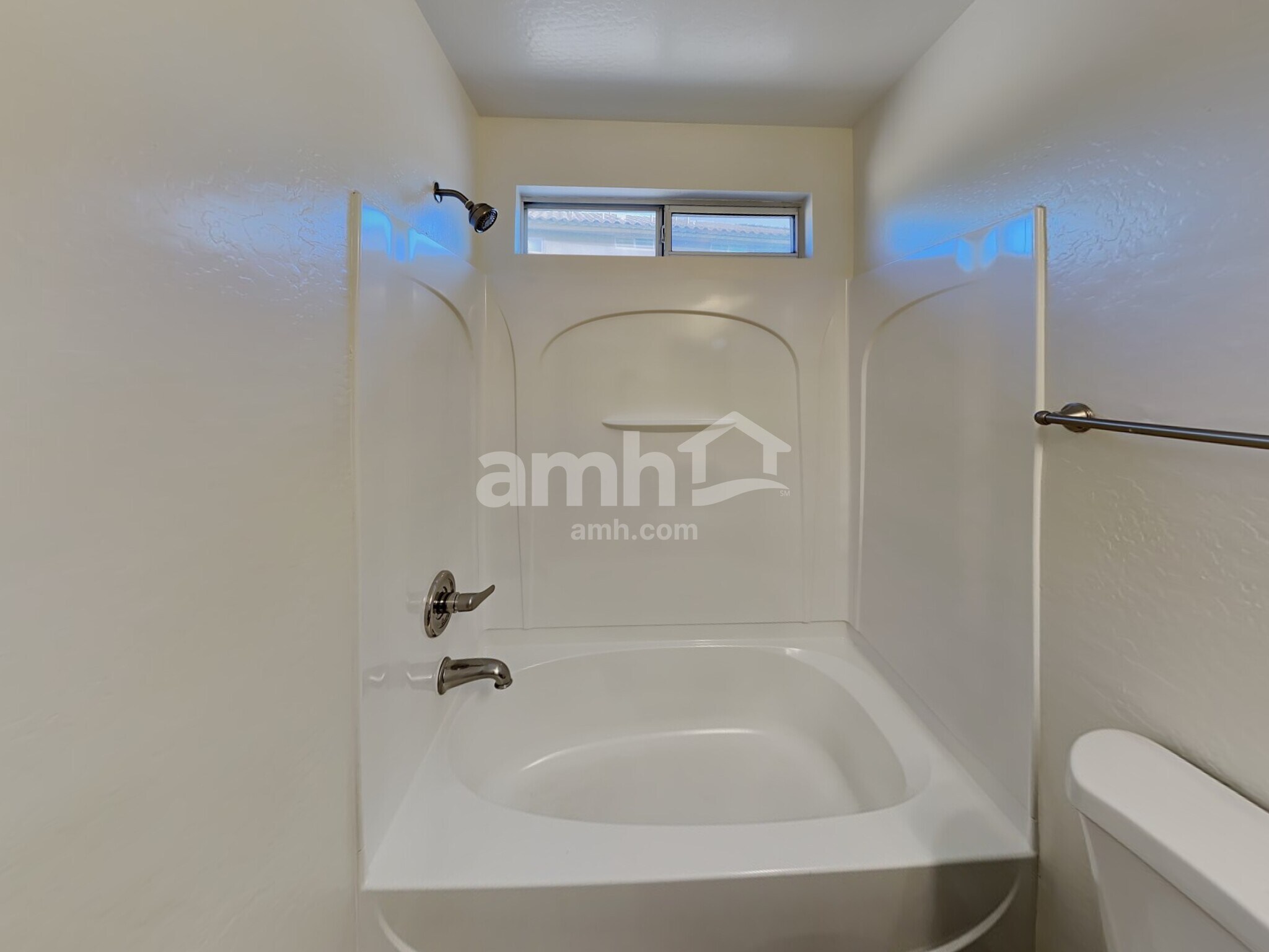 Building Photo - 31491 N Cactus Dr