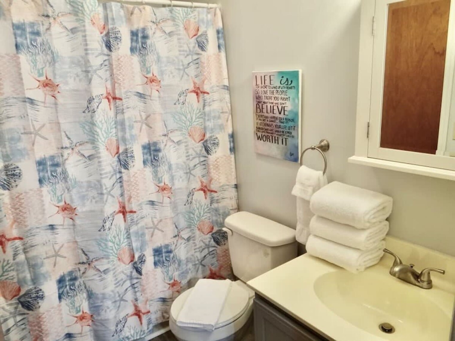 Building Photo - 1920 Bent Grass Dr