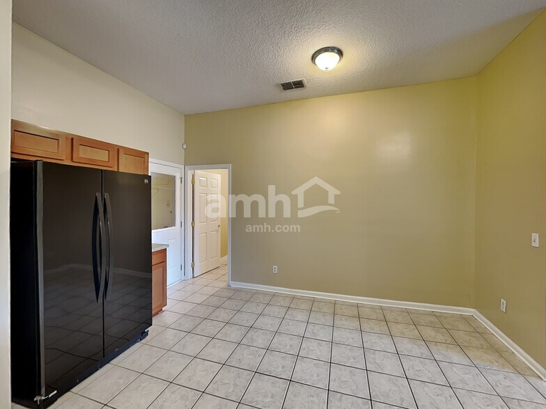 Building Photo - 1690 Rustling Dr