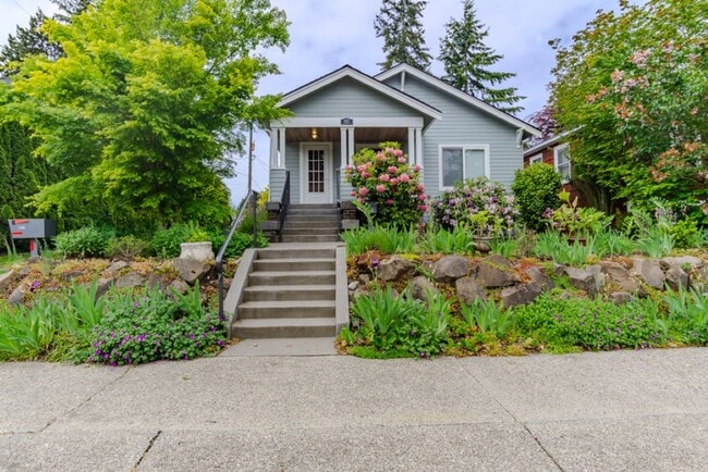 Primary Photo - 4Bd/2Ba Seattle House