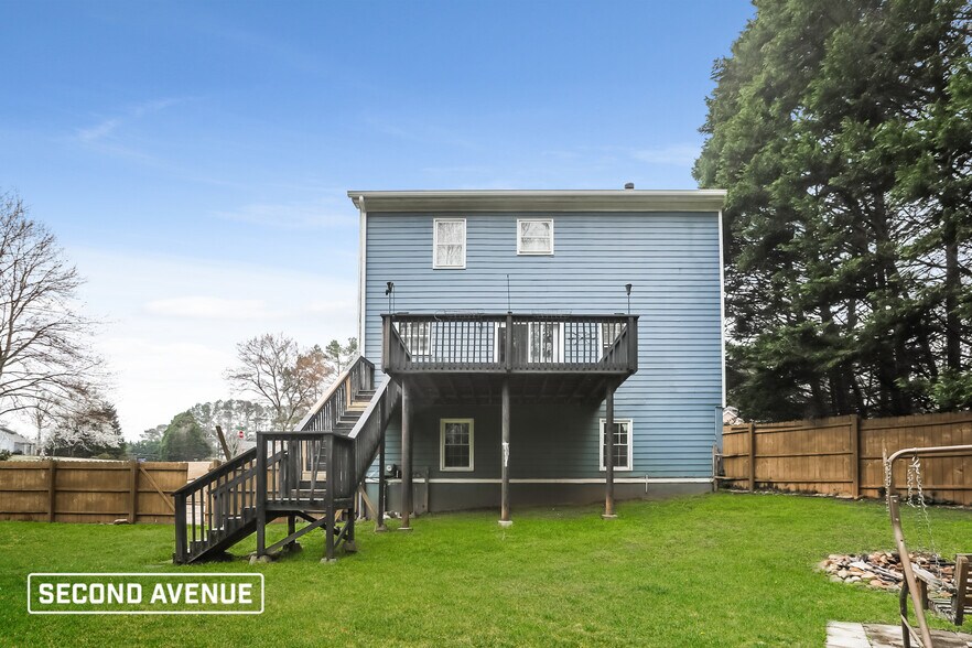 Building Photo - 3655 Starboard Ln