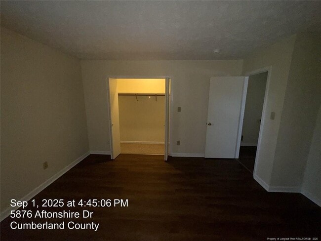 Building Photo - 5876 Aftonshire Dr