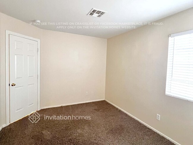 Building Photo - 923 Shadowfax Rd