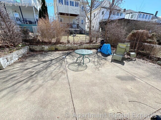 Building Photo - 149 North St