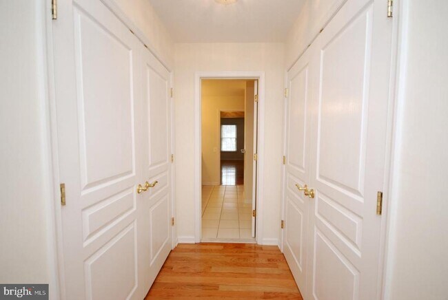 Building Photo - 31 Maidenhead Rd