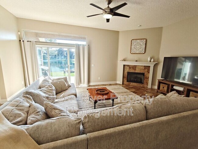 Building Photo - 1505 Majestic View Ln