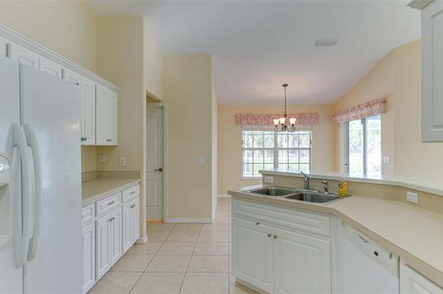 Building Photo - 7146 Sablon Rd