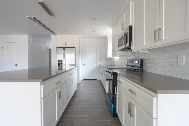 Building Photo - 9910 Caddo Lp