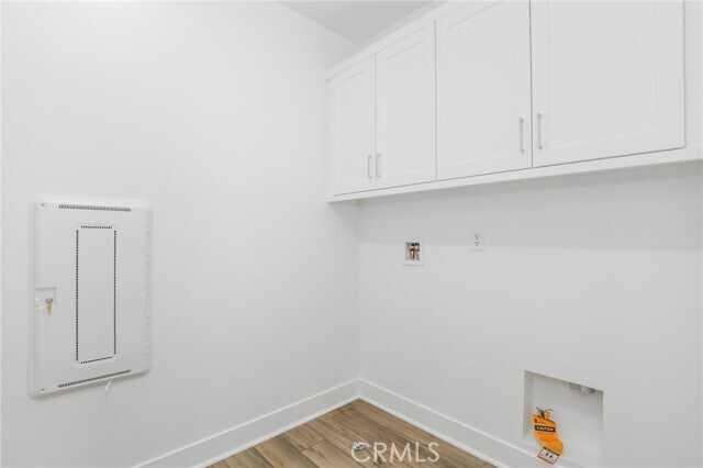 Building Photo - 27213 Tamarack Ln