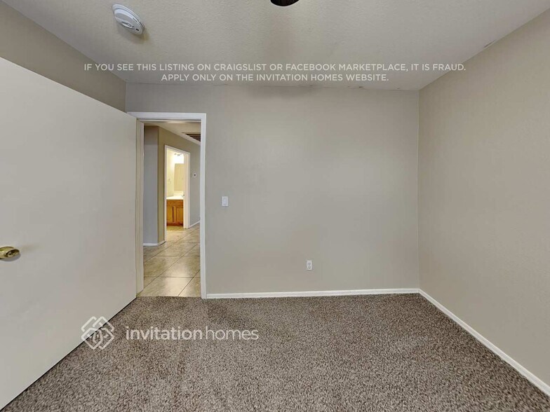 Building Photo - 8109 W Whyman Ave