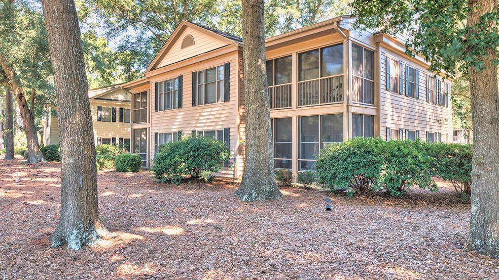 Building Photo - 366 Masters Dr