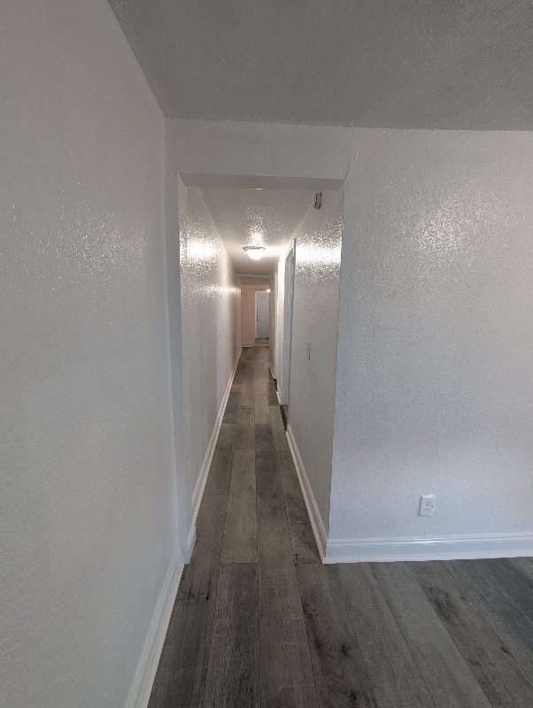 Building Photo - 1440 N Lincoln Ave