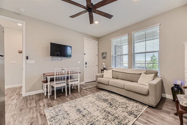 Building Photo - 16736 Desert Wine Ln