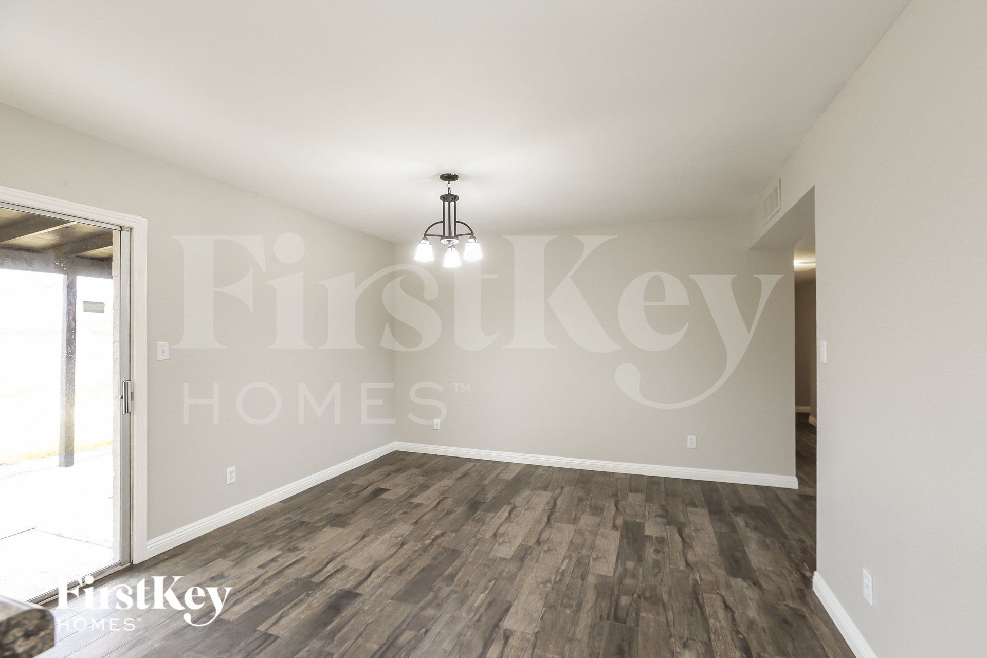 Building Photo - 1302 W Kristal Way