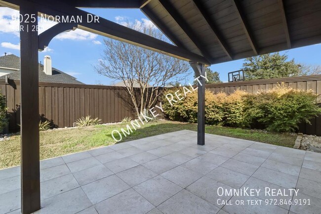 Building Photo - 9025 Norman Dr