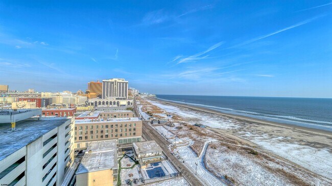 Building Photo - 3851 Boardwalk