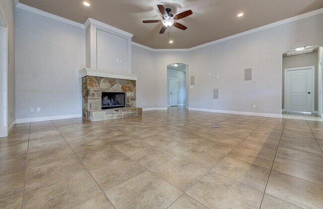 Building Photo - 110 Kou Ct