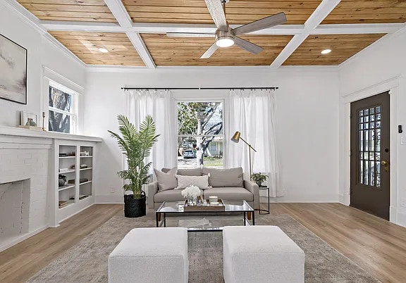 Building Photo - 506 E Evergreen St