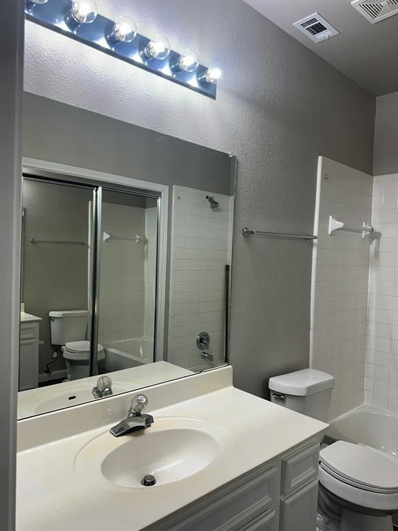 Building Photo - 1503 Cedar Park Dr