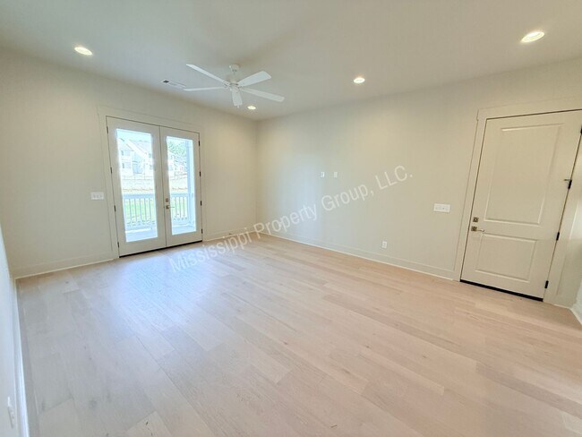 Building Photo - 3BD/3BA For Rent at The Southern