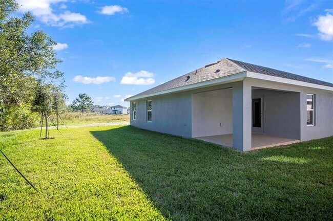 Building Photo - 5202 Vespera St