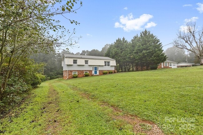 Building Photo - 79 Isenhour Park Rd