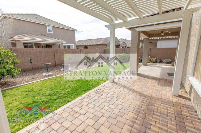 Building Photo - 21139 E Cherrywood Dr