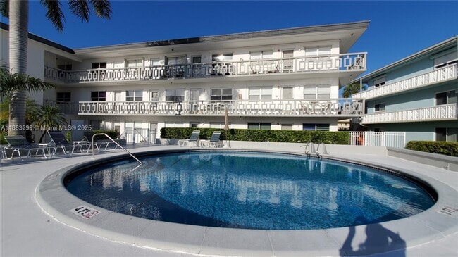 Building Photo - 467 Golden Isles Dr
