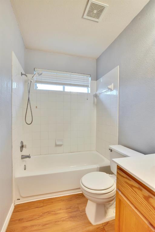 Building Photo - 1002 Remington Dr