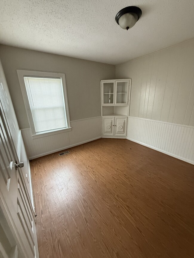 Building Photo - 505 Sunrise Blvd