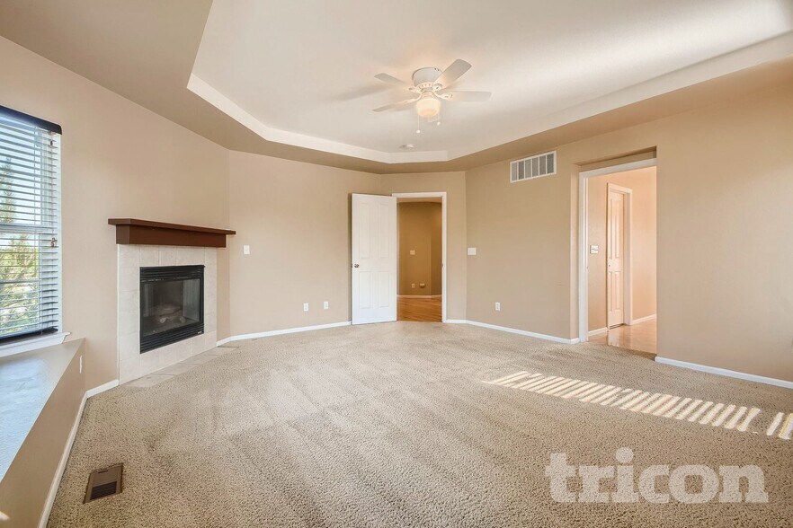 Building Photo - 17061 E 107th Ave